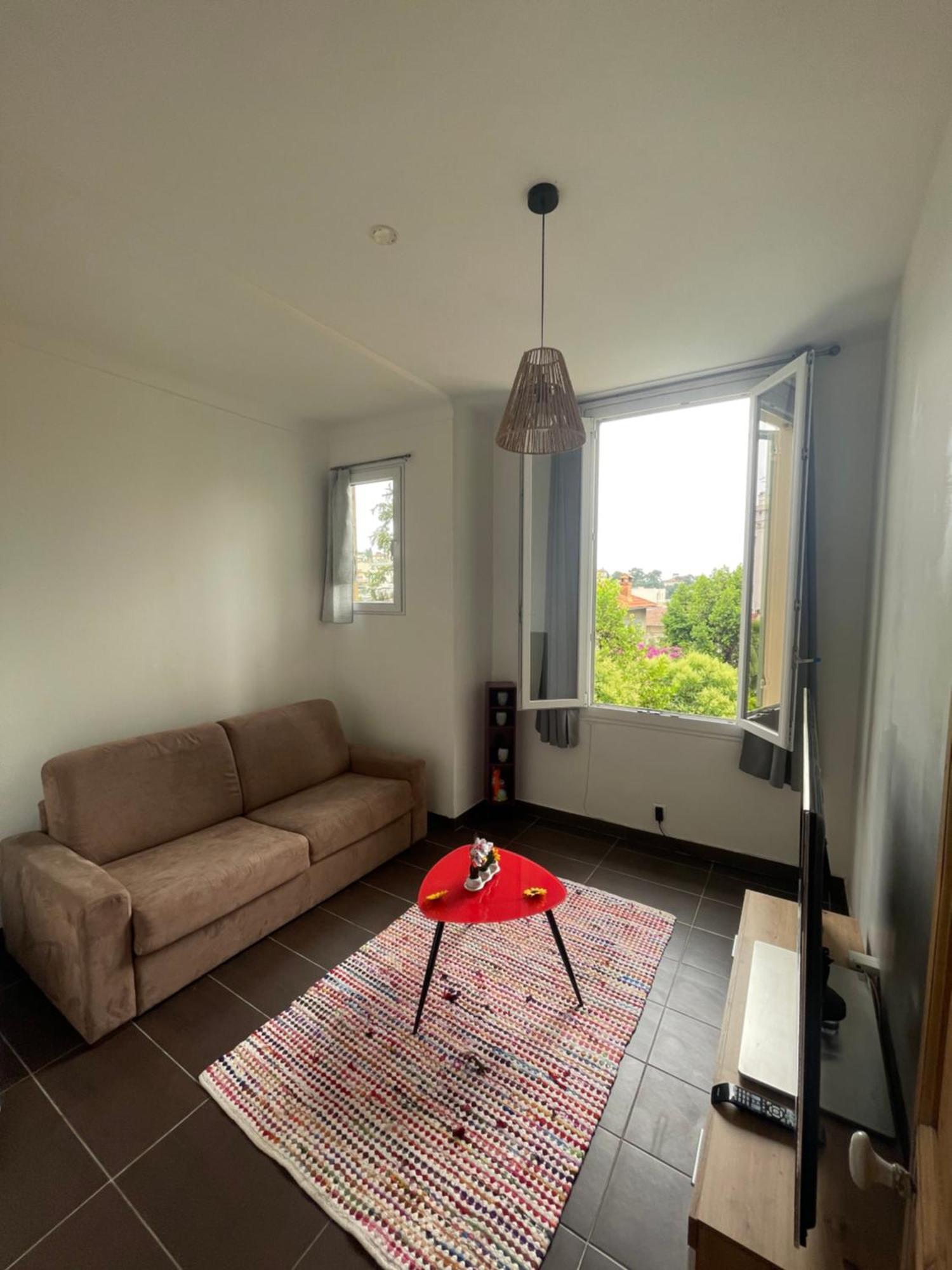 Charmant Appartement Dans Une Maison Nicoise Ницца Экстерьер фото